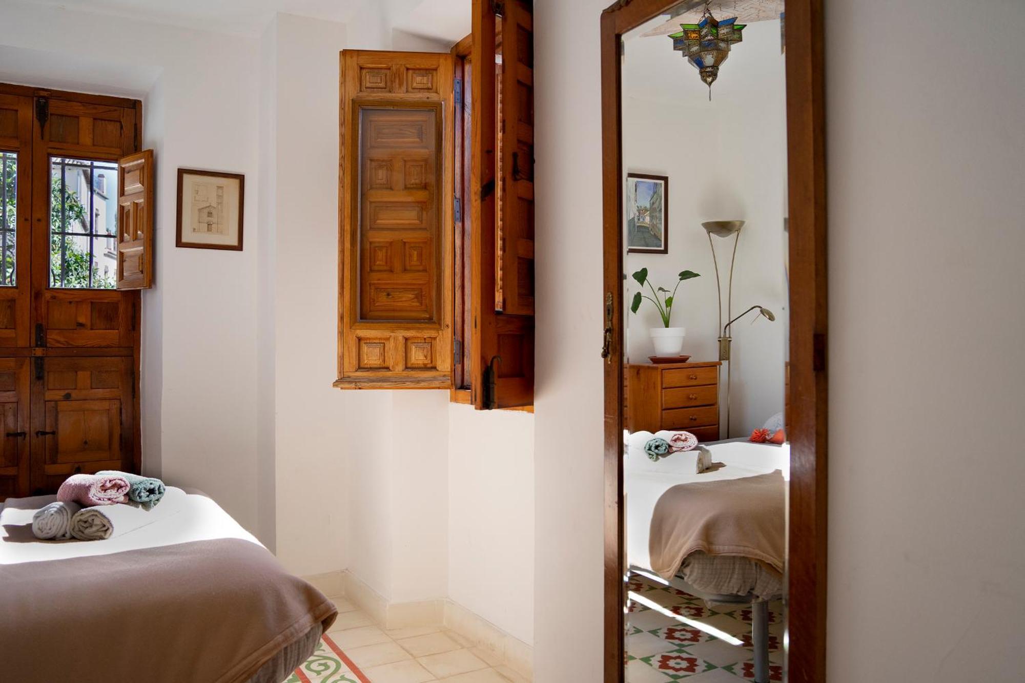 Oripando Private Rooms Granada Exteriör bild